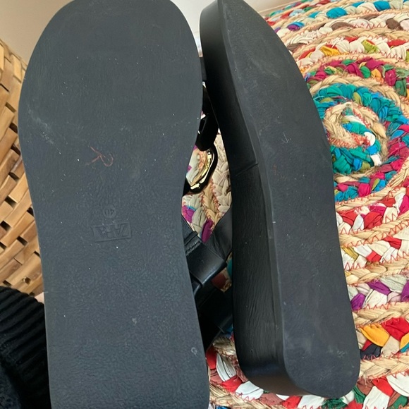 NWT Zara Black Sandals with Gold Accents - Picture 6 of 6